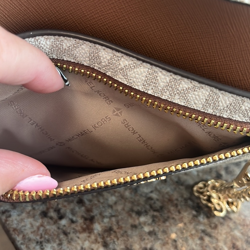Michael Kors - Picture 5 of 9